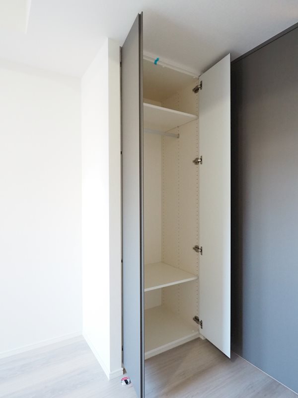 ドゥーエ日暮里3階 収納