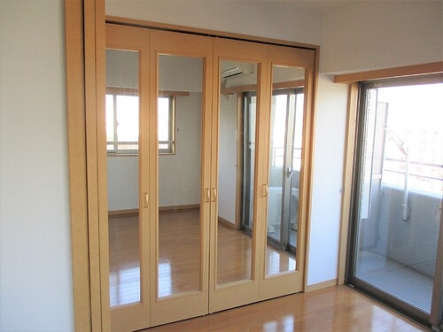 ルミエール池袋要町11階 洋室　約4.8畳　※内装後2018年11月撮影