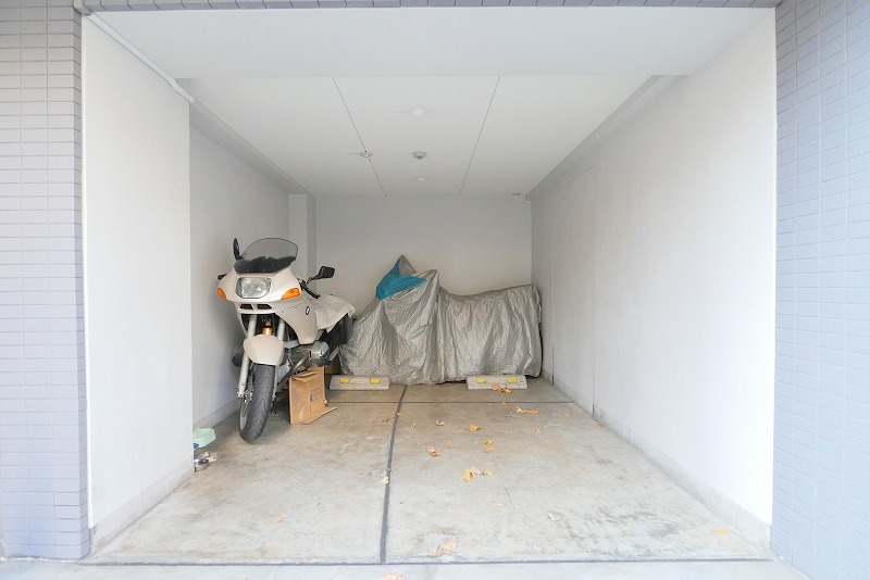 ＡＲＴＥＳＳＩＭＯ　ＬＩＮＫ　ＲＯＳＳＯ2階 外観