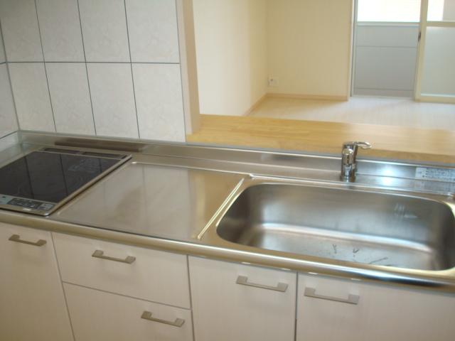 トゥ　ヴェール（Ｔout　Vert） キッチン