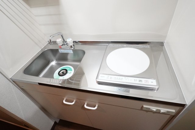 メゾンカルム横浜2階 1口IHコンロ