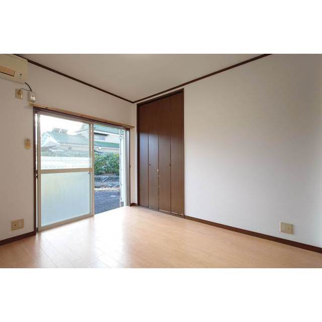 ヤマミチハイツ101号室 リビング