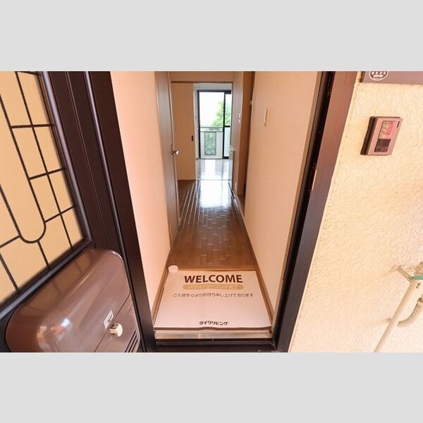 フライハイツラオム 玄関スペース