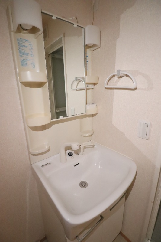 GENOVIA原木中山3階 洗面