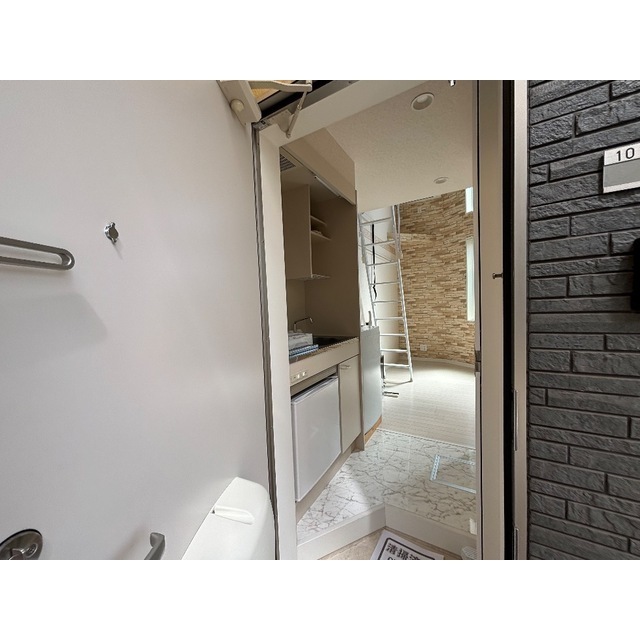 ユナイト上星川レアンドロの杜 玄関