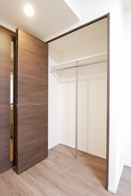 ベルグレード王子DUE6階 内観