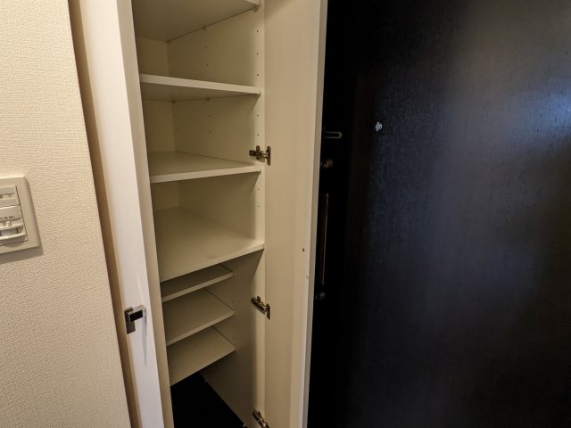 リュクス千歳船橋 収納