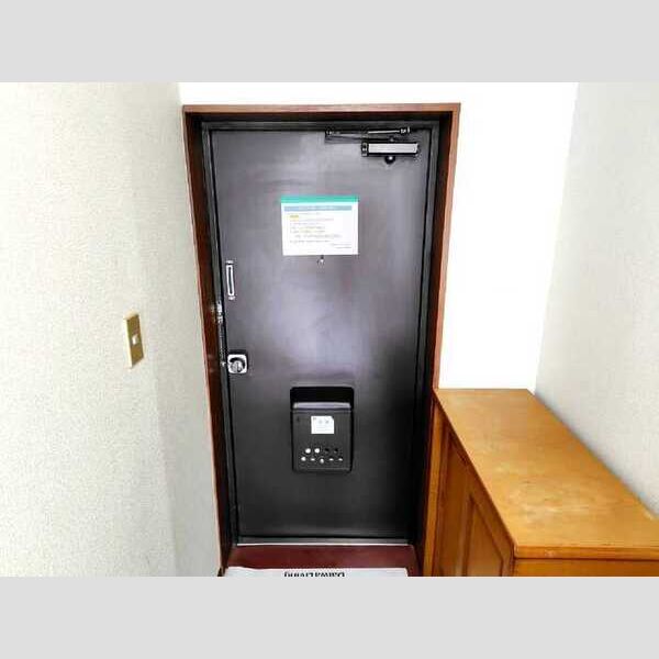 グリーンハイム桜塚407号室 玄関