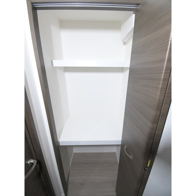 プライムガーデン若木0118号室 内観