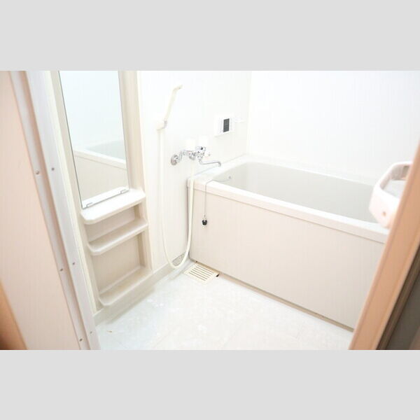 ヴァンベール東川口　Ⅰ/Ⅱ/ⅢⅡ201号室 ユニットバス