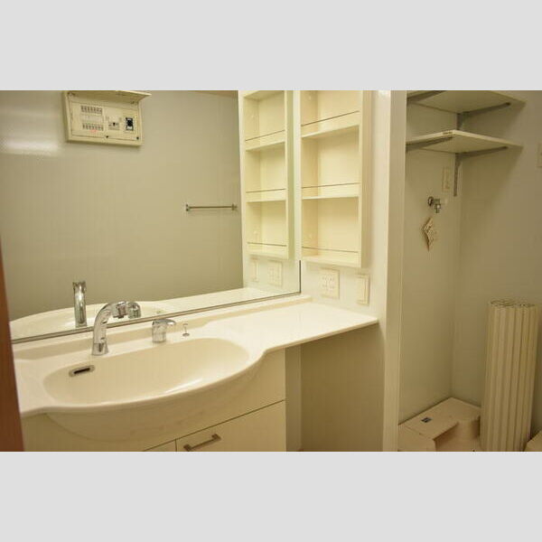 クレシア202号室 洗髪洗面化粧台