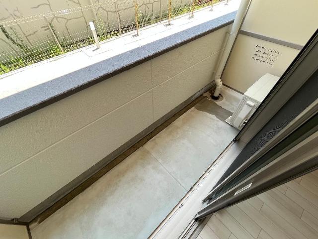 プレジ・マルトモ(ＰＲＥＳＩ・ＭＡＲＵＴＯＭＯ)105号室 ベランダ