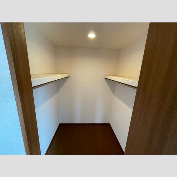 アーバングリーン長尾　A棟102号室 収納