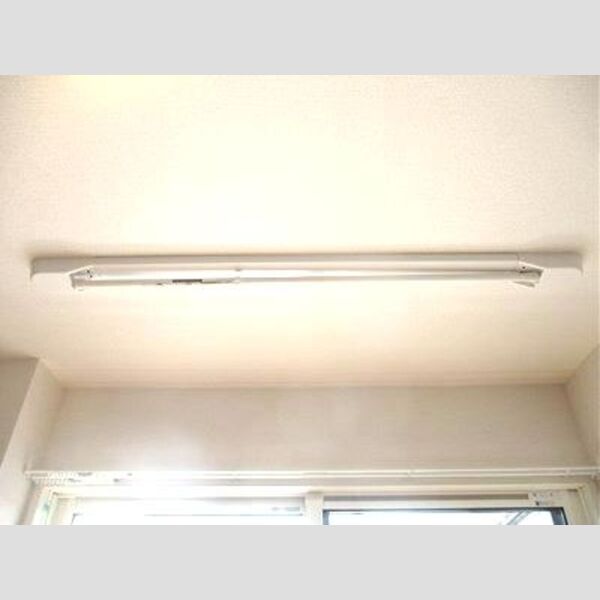 CLASSEUM都賀308号室 室内物干し