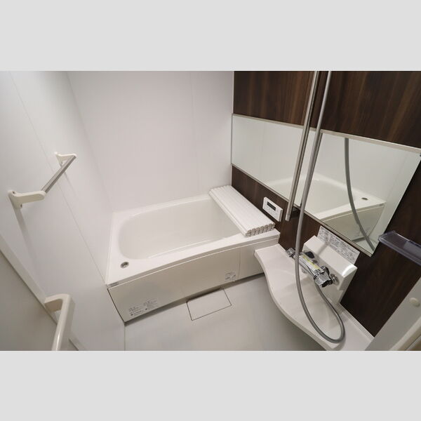 D-room弁天3丁目　B バス