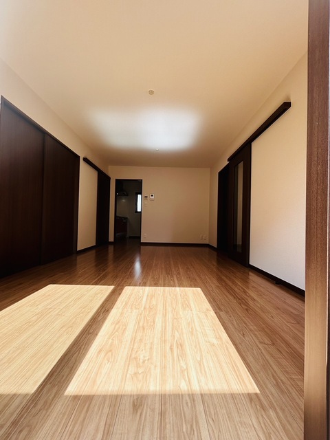 フェルス西小路1F号室 リビング