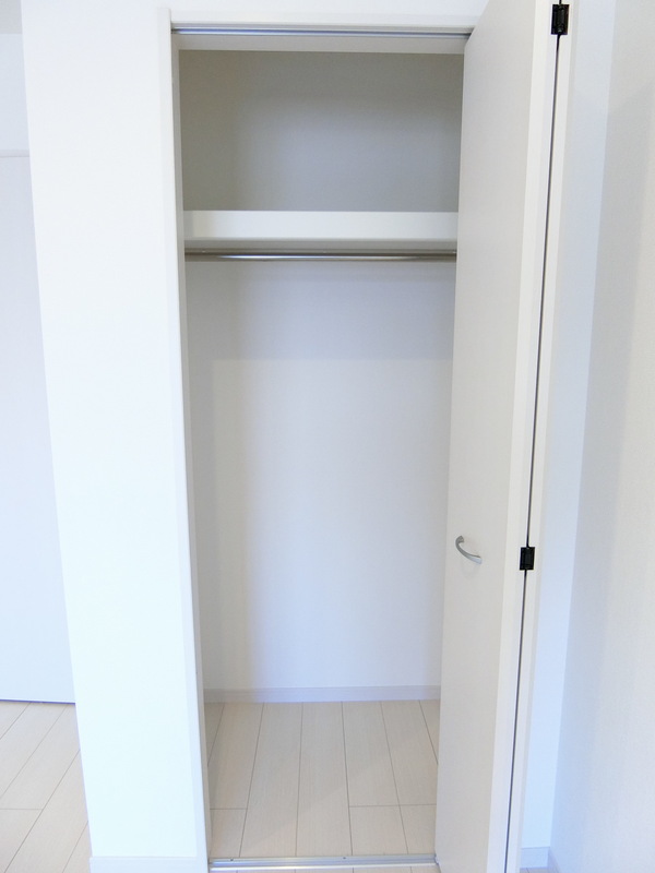 リブリ・シンシア2階 収納