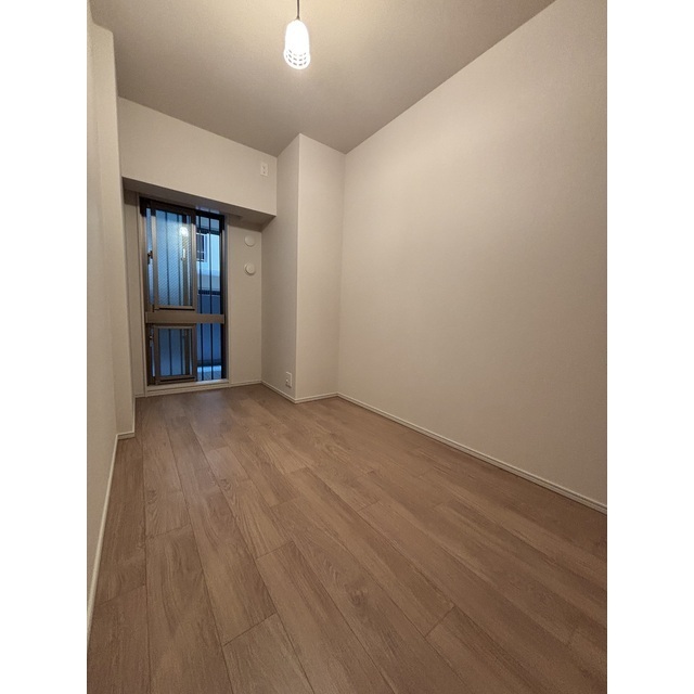 ガーデングランデ横浜戸塚コージーグランデ112号室 洋室5帖　2025年9月撮影