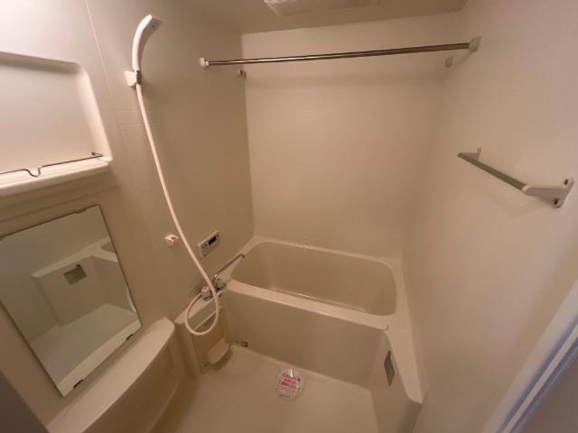 サンコート越谷105号室 バス