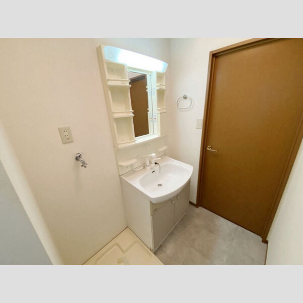 ドムス清華105号室 同建物別部屋の参考画像