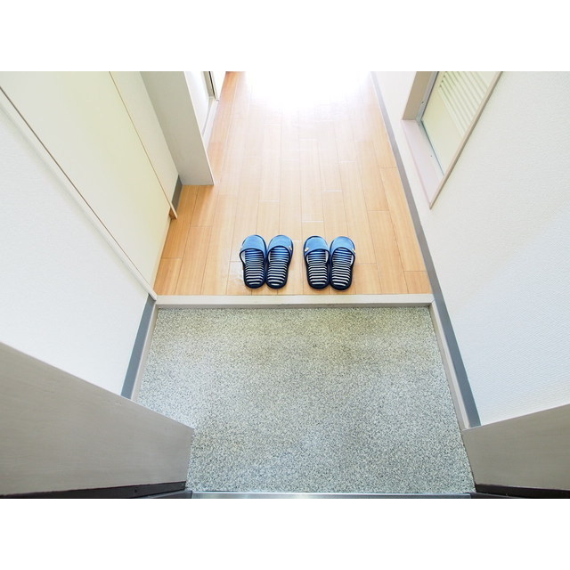 リビエール八王子 玄関