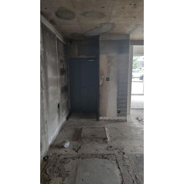 Jフラッツ川口本町T-1号室 玄関