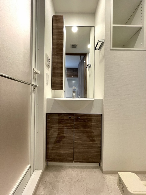 ガーラ・ステーション東神奈川9階 脱衣スペースもあります