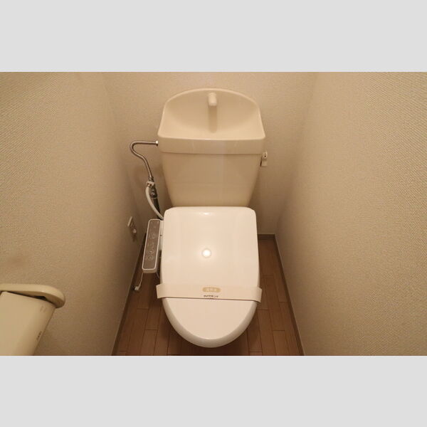 サイレントレジデンス203号室 温水洗浄暖房便座