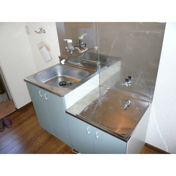 上大槻ハイツ103号室 内観