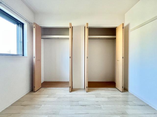 ラークヒル203号室 クローゼット