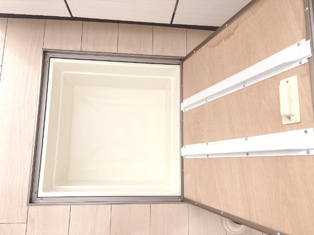 ファーストプラザ・西大宮 床下収納