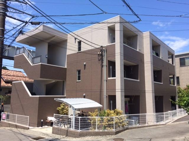 ソワール鎌倉103号室 外観写真（昼）