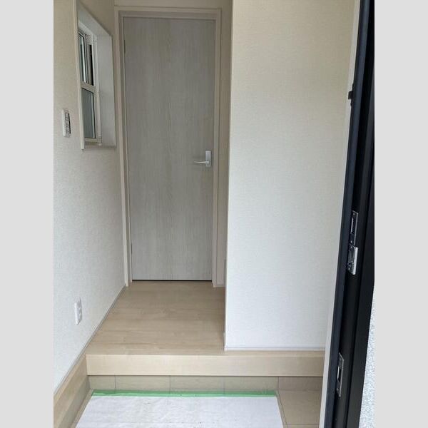 マイホームネクスト桜区新開　1号棟 玄関