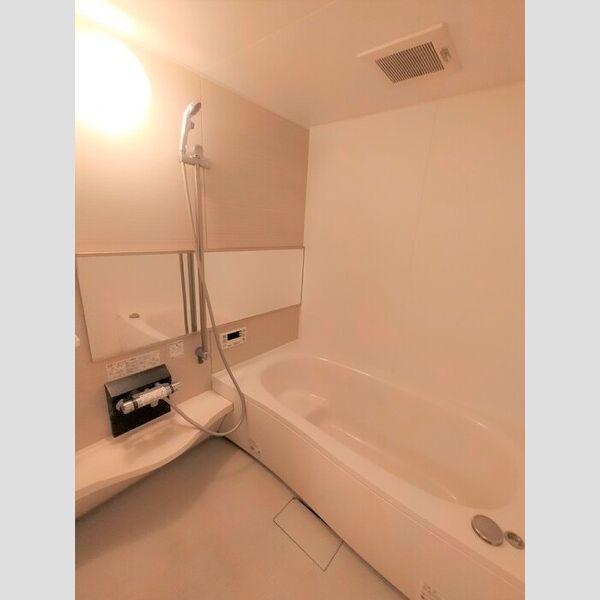 メゾンドール303号室 バス