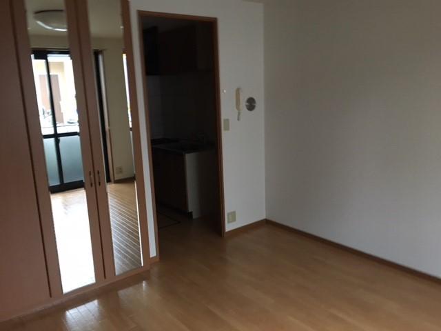 フローラーリア湘南 洋室