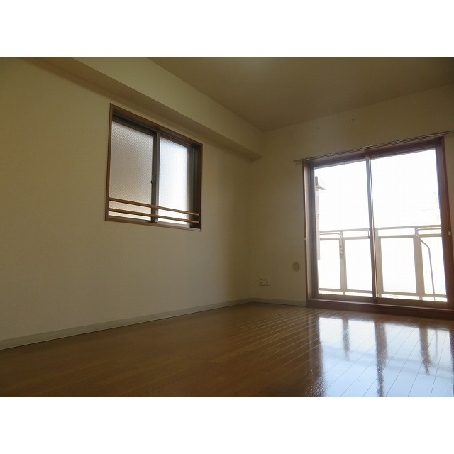 シャンテメゾン田仲0802号室 内観