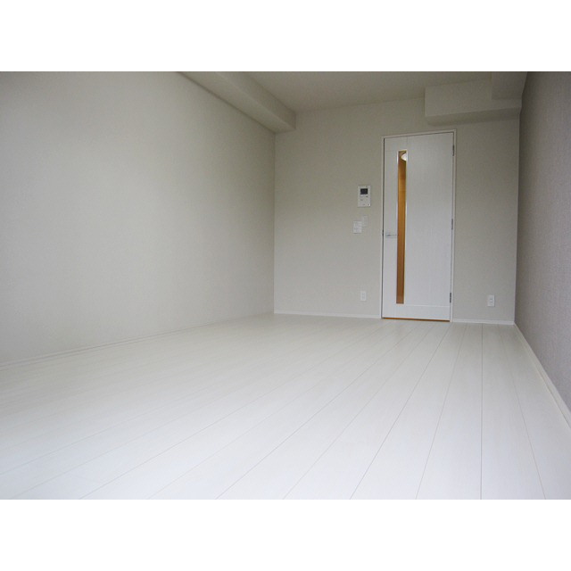 プレール・ドゥーク中野江原町 リビング