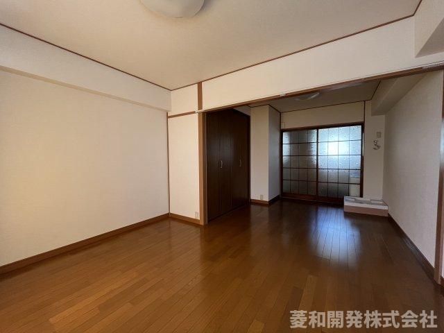 第一マンション3階 リビング