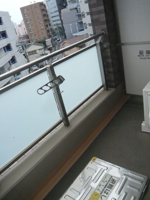 松山堂錦ビル バルコニー