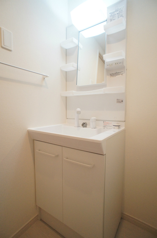 リブリ・湘南海岸2階 洗面