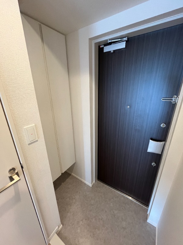 ルフォンリヴェント板橋西台7階 玄関