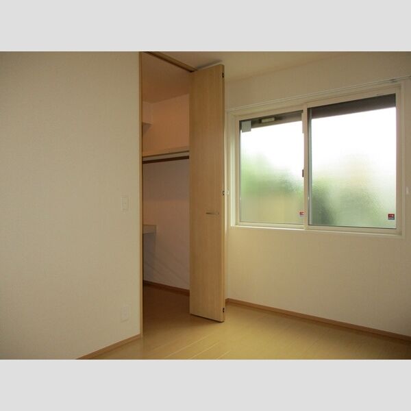 レグルス103号室 洋室