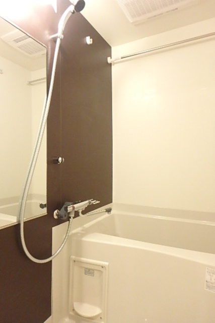 グランド・ガーラ川崎西口 浴室乾燥機付バス