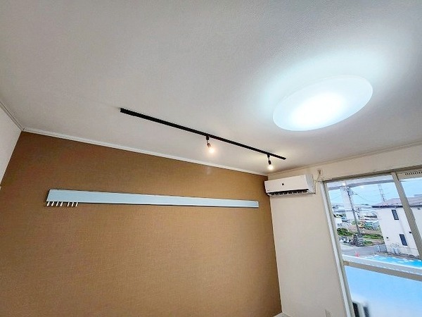いちかわ中野ハイツ203号室 部屋設備
