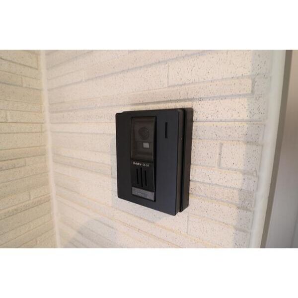 ミリアビタ大森台101号室 玄関