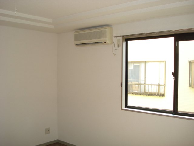 リバティヒルズ ２Ｆ洋室エアコン
