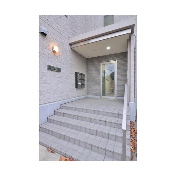 ココメゾン エントランス