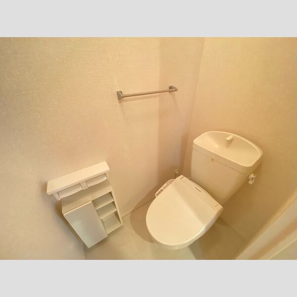 ヒルズ・カーリアA103号室 トイレ