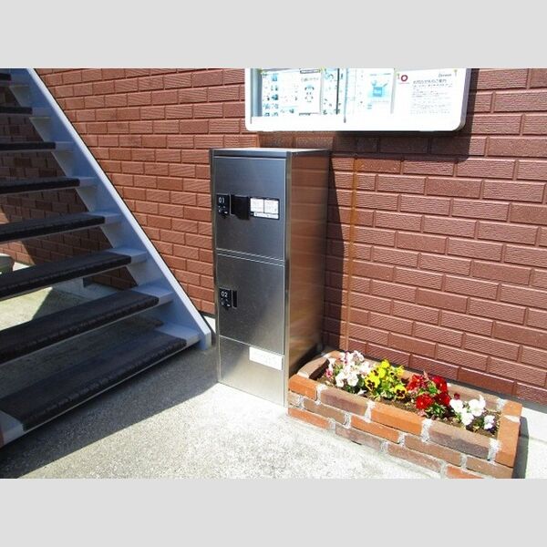 コーポフロンティアⅠ 宅配BOX