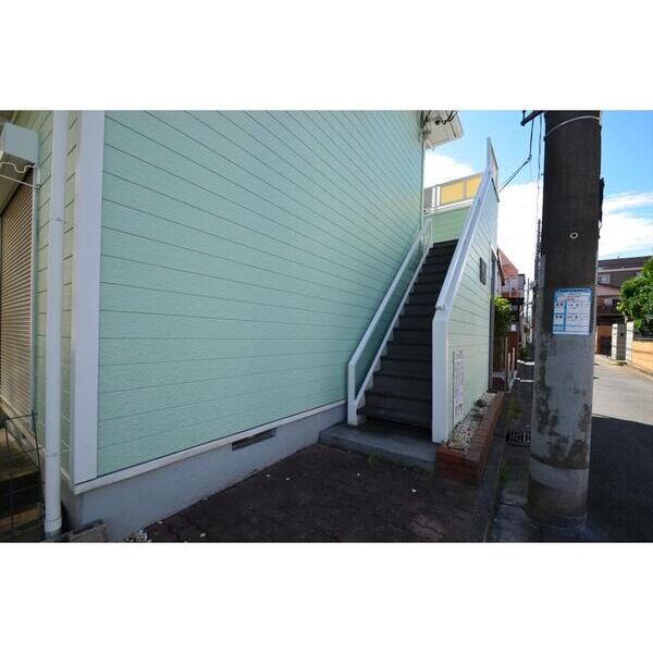 グリーンシャトル103号室 エントランス